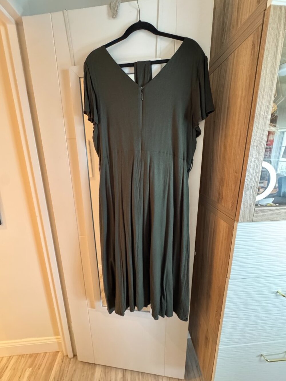 CITY CHIC Dark Green Faux Wrap Linen Blend Midi Dress - Size L (20) - Picture 5 of 7